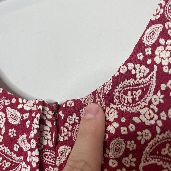 Reformation Perla Dress Gibraltar Red Bandana Print Size 2 - Picture 7 of 9